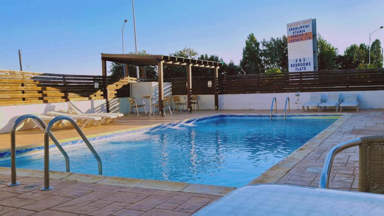 Stay Sunshine Apartment Paralimni Dış mekan fotoğraf