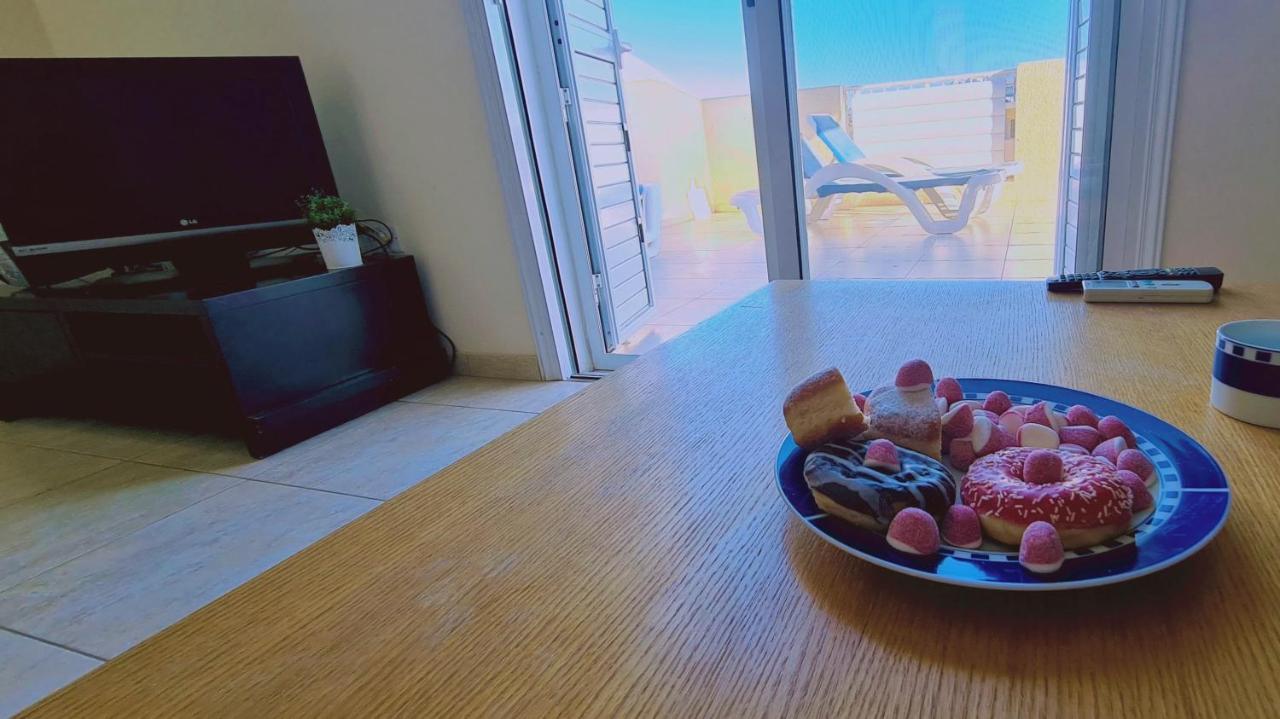 Stay Sunshine Apartment Paralimni Dış mekan fotoğraf