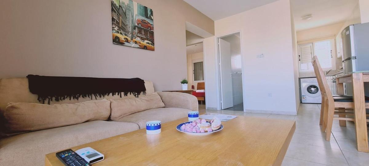 Stay Sunshine Apartment Paralimni Dış mekan fotoğraf