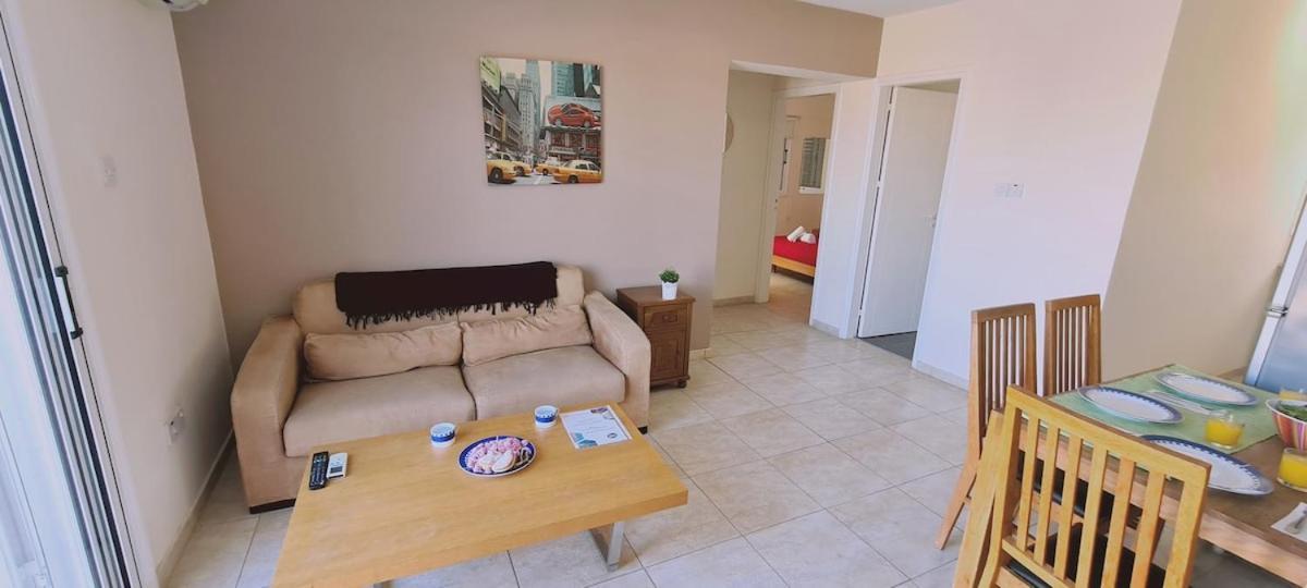 Stay Sunshine Apartment Paralimni Dış mekan fotoğraf