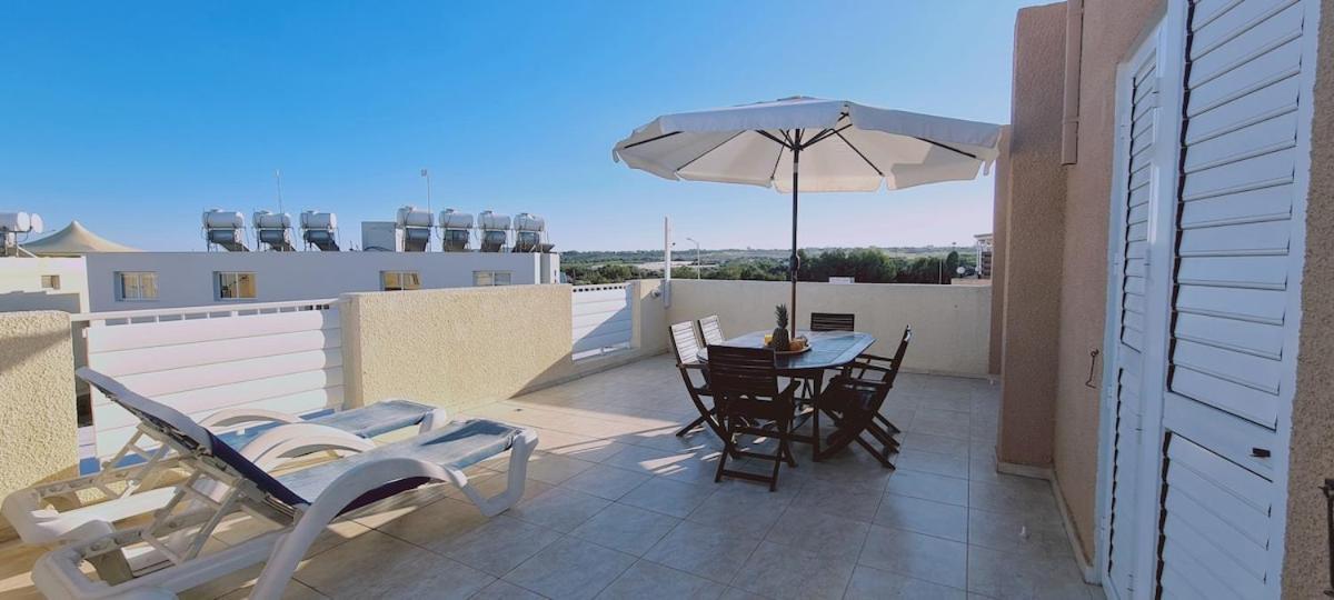 Stay Sunshine Apartment Paralimni Dış mekan fotoğraf